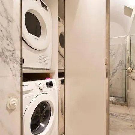 Апартаменты Boutique Rentals- The Clerigos W/ Patio *