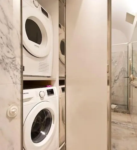 Apartamento Boutique Rentals- The Clérigos W/ Patio *