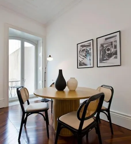 Apartamento Boutique Rentals- The Clérigos W/ Patio Oporto