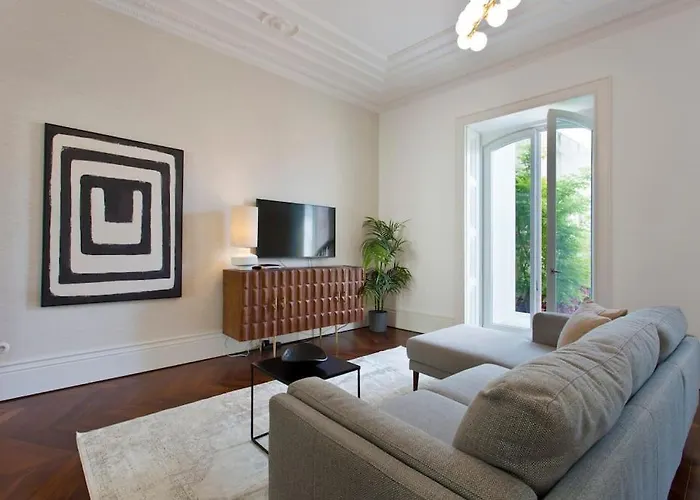 Boutique Rentals- The Clérigos W/ Patio Apartamento Oporto