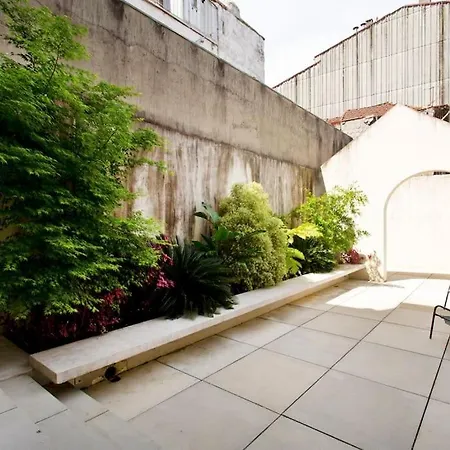 Boutique Rentals- The Clerigos W/ Patio Apartamento